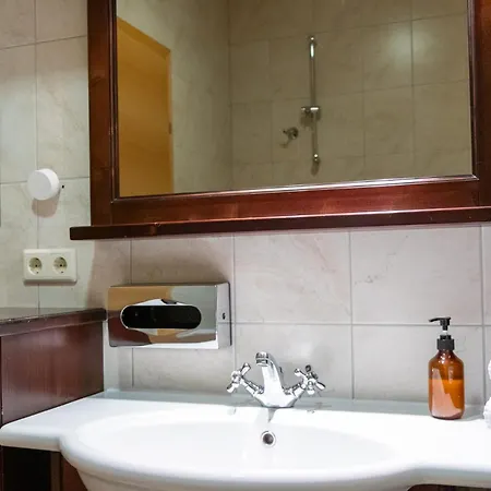 Apartment International House Standard Zw 10 *