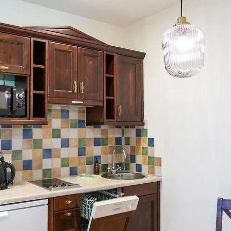 International House Standard Zw 10 솔덴